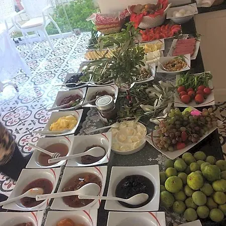 Lara Ilica Szálloda Çeşme