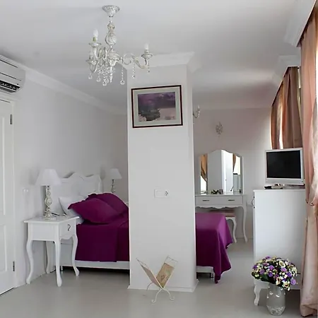 Lara Ilica Çeşme
